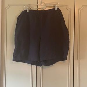 Navy blue shorts with pockets and elastic band
